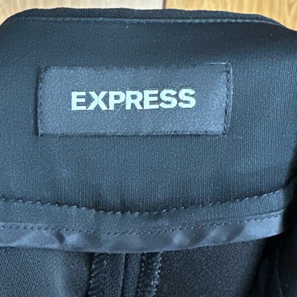 Express High Rise Cropped Black White Striped Side Career Culotte Pants 10 NWOT - Picture 4 of 6